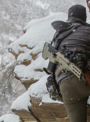 popular brands of hunting clothing