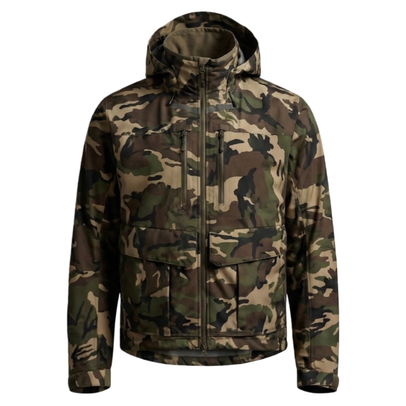 Insulated jacket for hunting