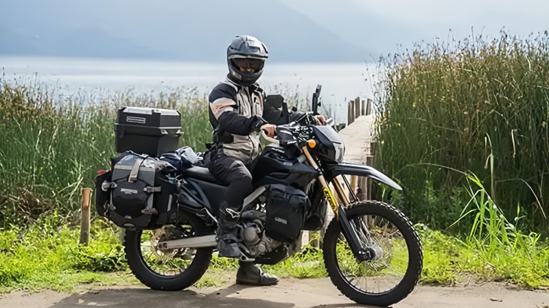 Motorcycle clothing manufacturers Motorcycle clothing manufacturers