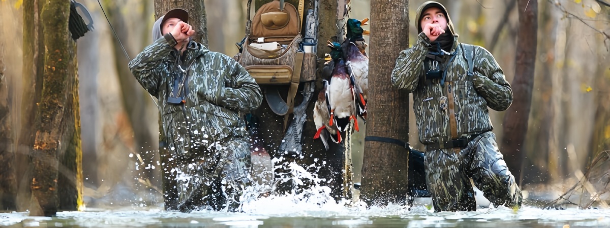 Hunting Suit Camouflage with Advanced Camouflage Hunting Suit Camouflage with Advanced Camouflage