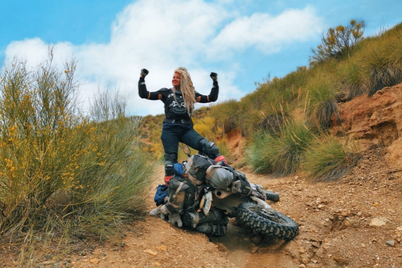 Женская мотоциклетная одежда Женская мотоциклетная одежда