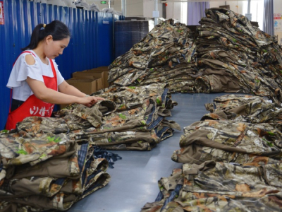 Wholesale suppliers of hunting clothing